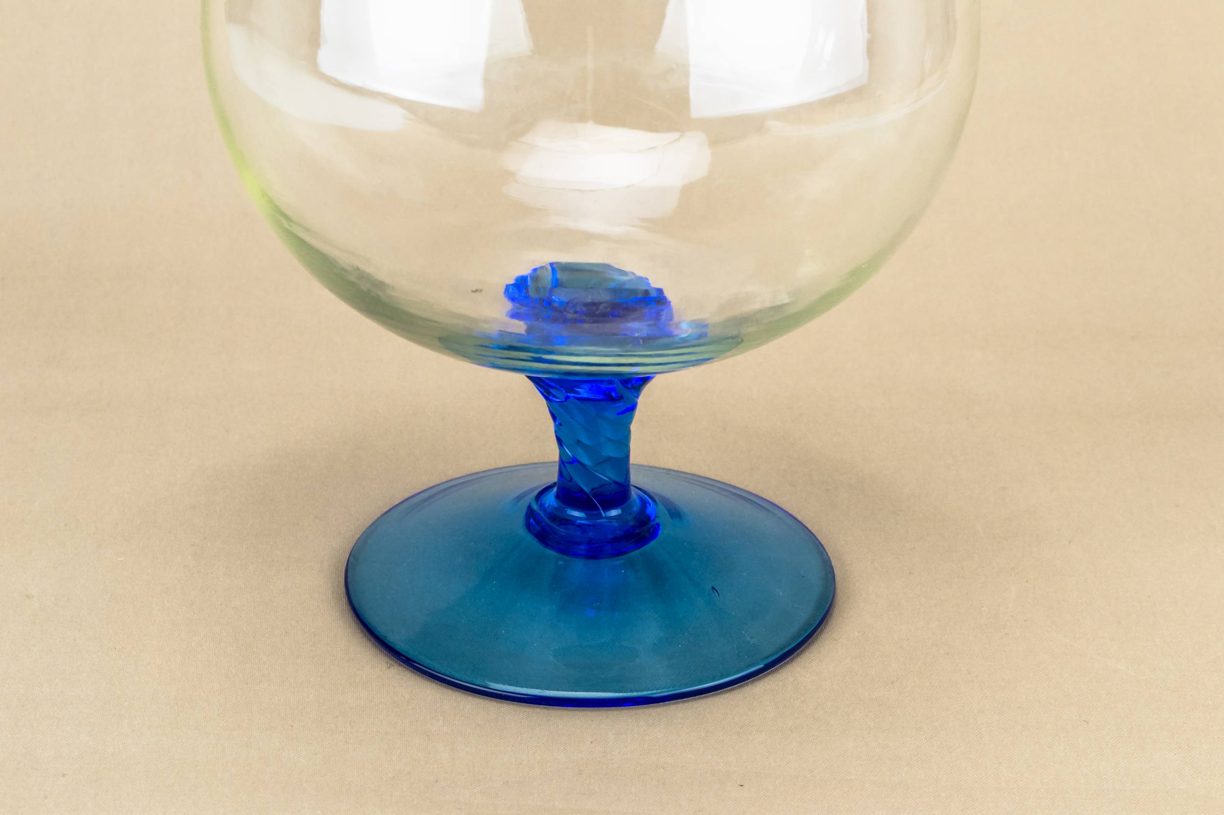 Elegant Vintage VASE — Blue glass vase on foot 2