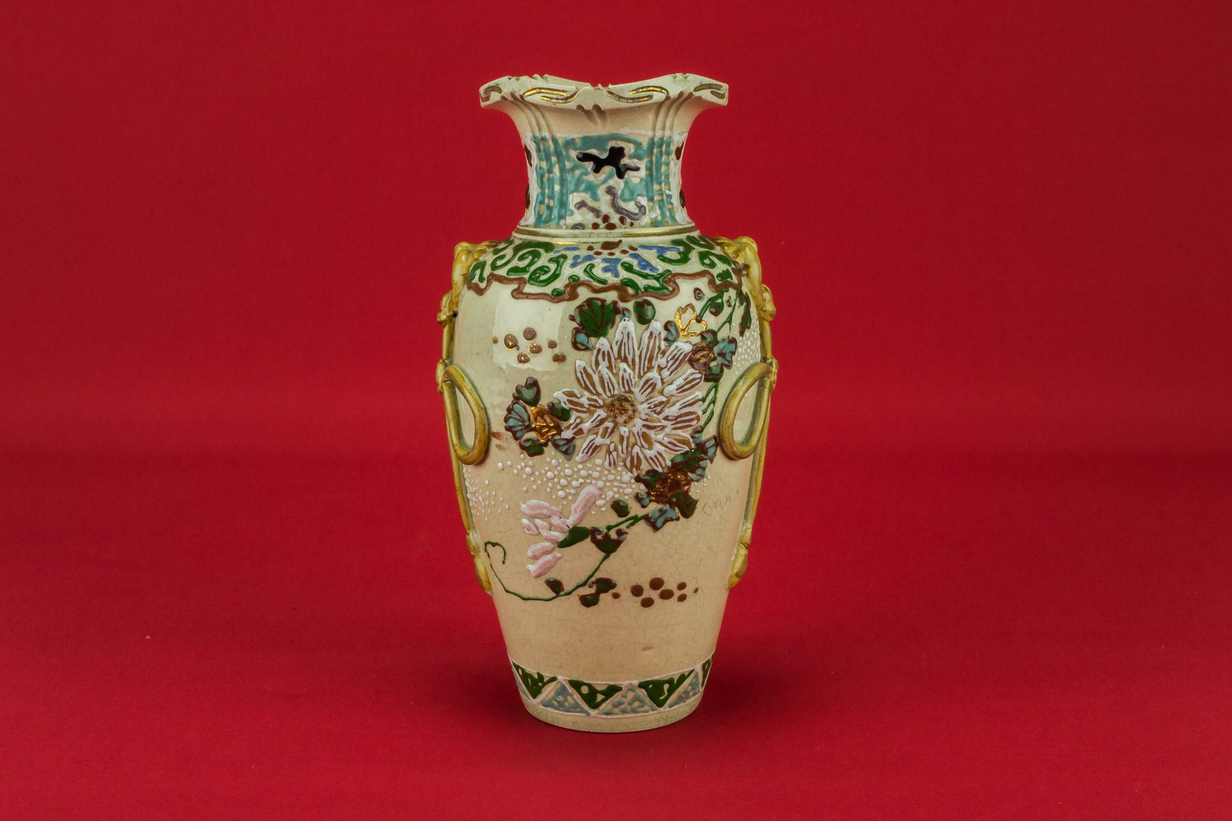 Chrysanthemum Enamelled Vase — Chrysanthemum enamelled vase 3