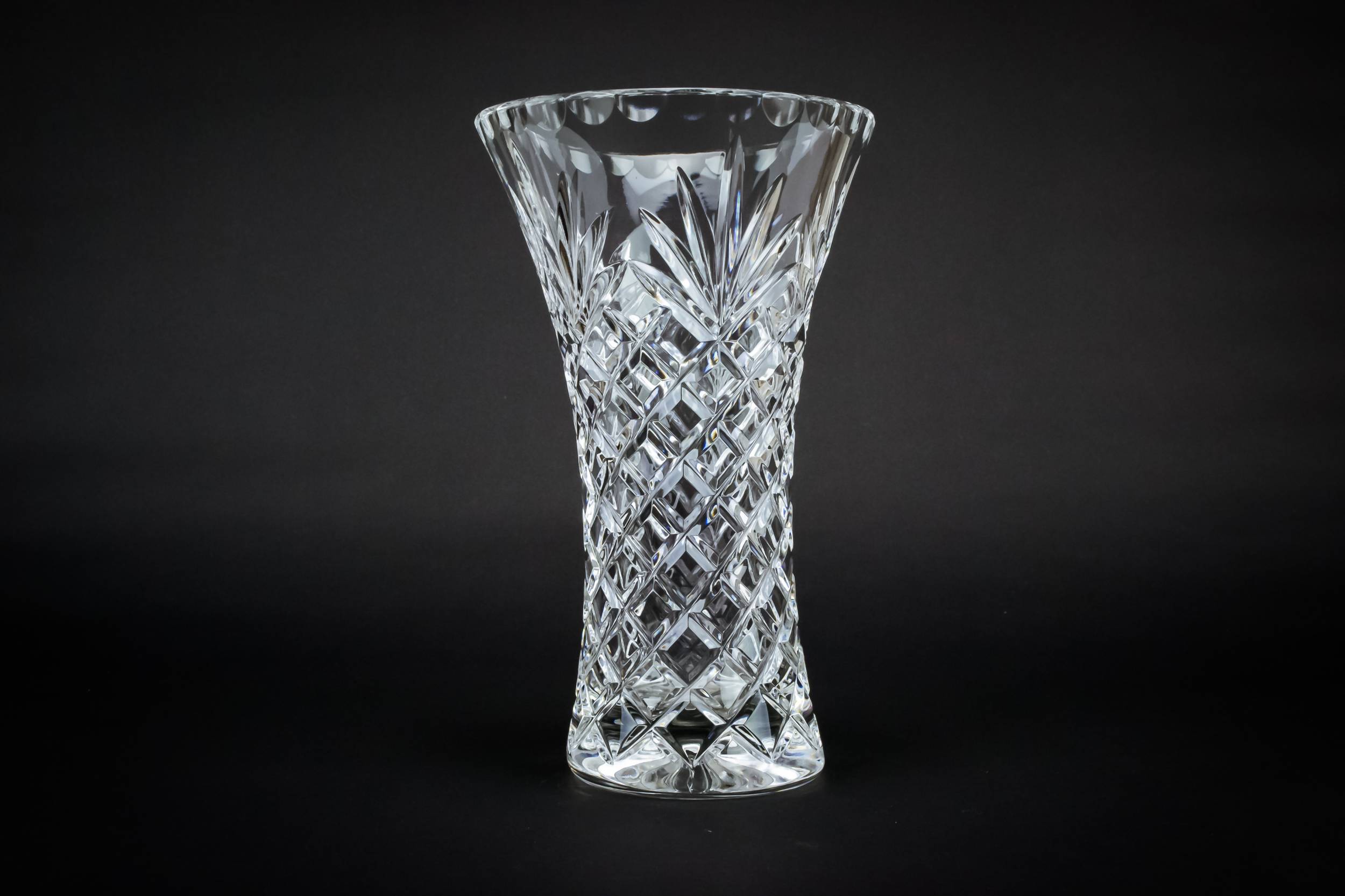 Retro Glass Diamond — Cut glass medium vase