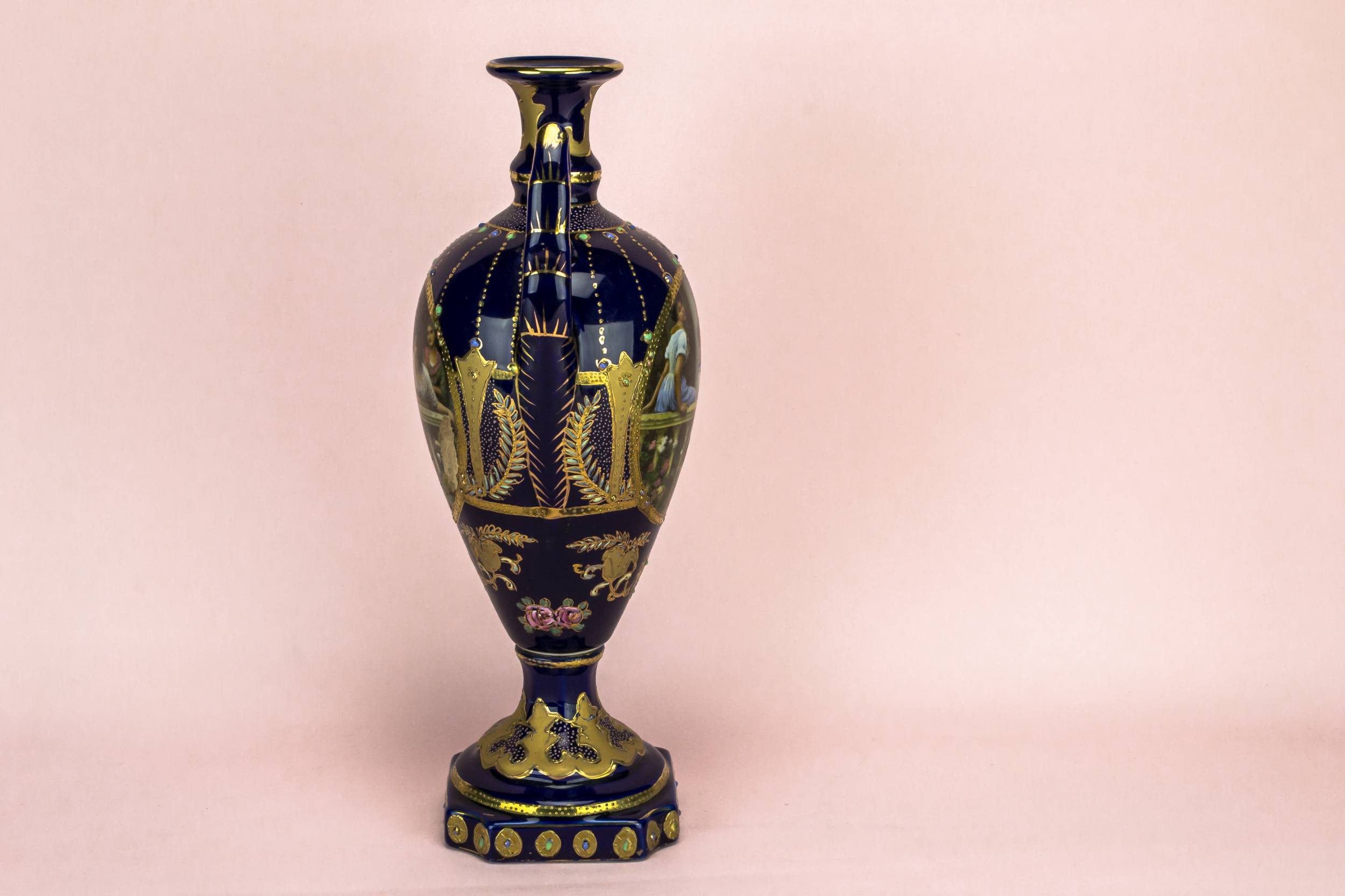 Neo-classical Porcelain Baluster — Flow blue flower vase 1